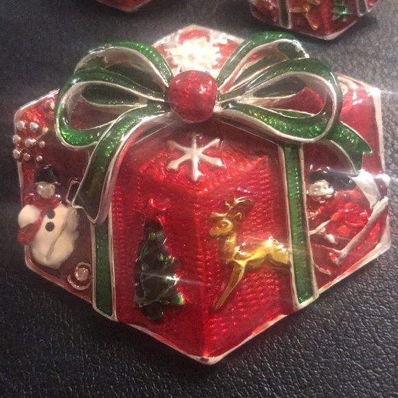 MY CHRISTMAS PRESENT 🎁 BROOCH / pendant - Picture 2 of 5